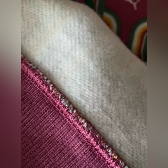 NWT- Puma Classics 70s Printed Fleece Hoodie for Women, fleece lined, size XS - Picture 5 of 12